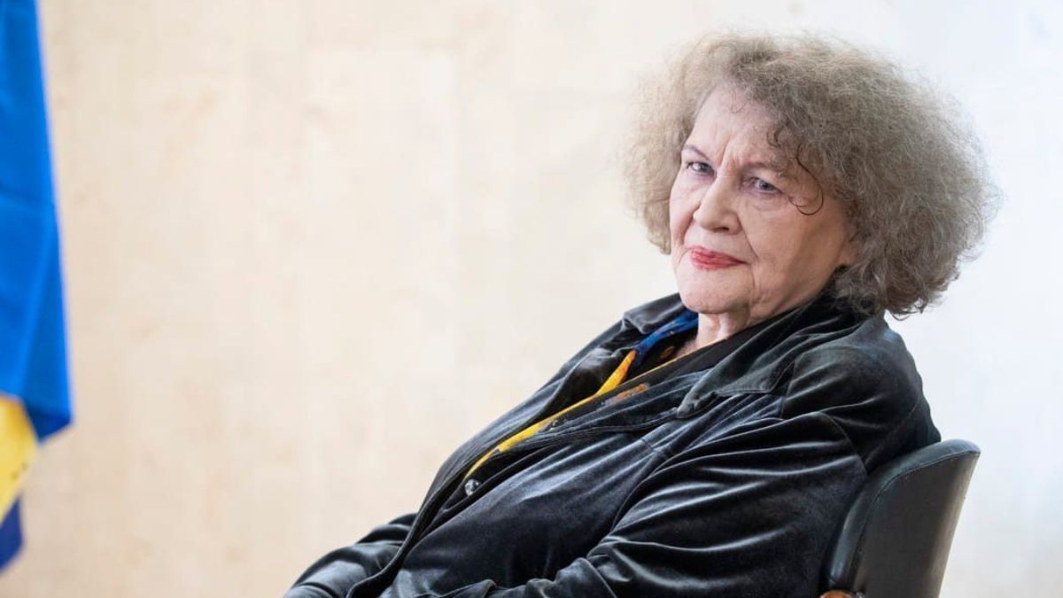 Треба витримати, треба перемогти, – Костенко вперше за довгий час звернулася до українців