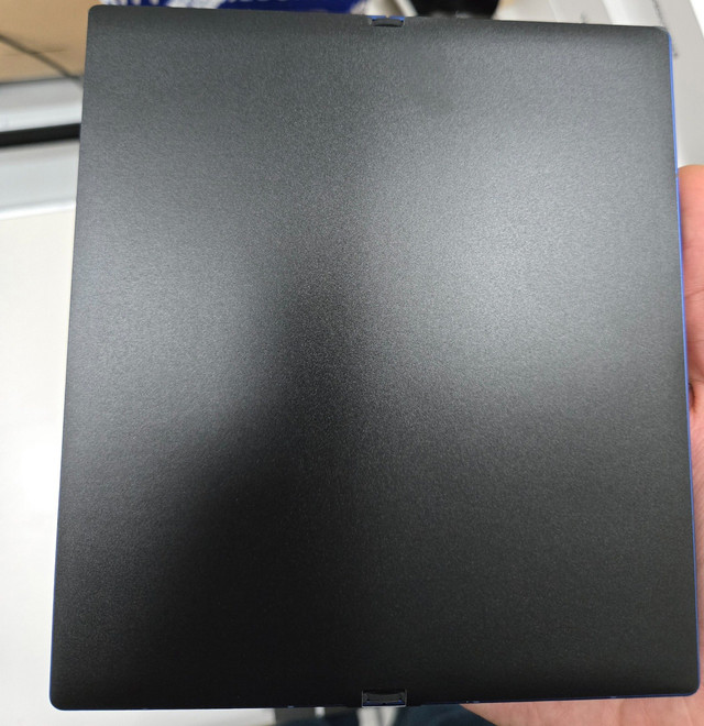 Samsung Galaxy Fold7 з'явився на живих фото, і цей смартфон вражає - фото 559247