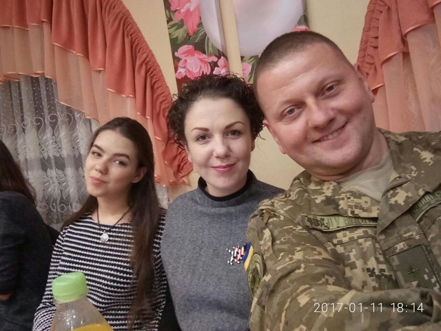 Валерій Залужний з сім'єю- фото 559475