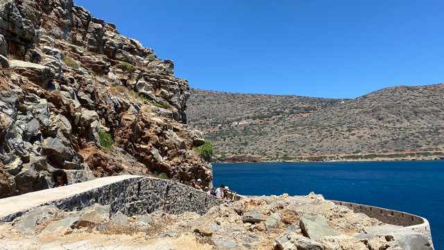 Екскурсія Спіналонгою: загадкова історія 'острову для прокажених' - фото 559511