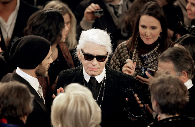 Карл Лагерфельд за життя зробив багато влучних цитат про моду та стиль - фото 560070
