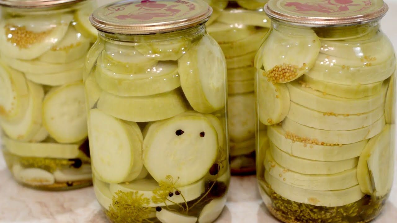 Такого ви ще точно не коштували: 4 рецепти маринованих кабачків на зиму