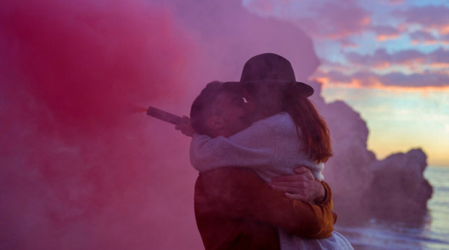 Фрази, які чоловік каже, коли по-справжньому прив'язався до жінки - фото 560086