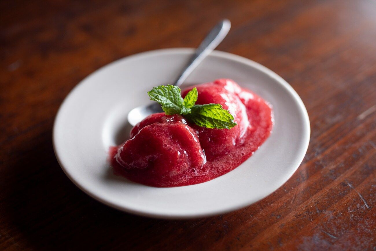 Як приготувати ягідне морозиво - фото 1