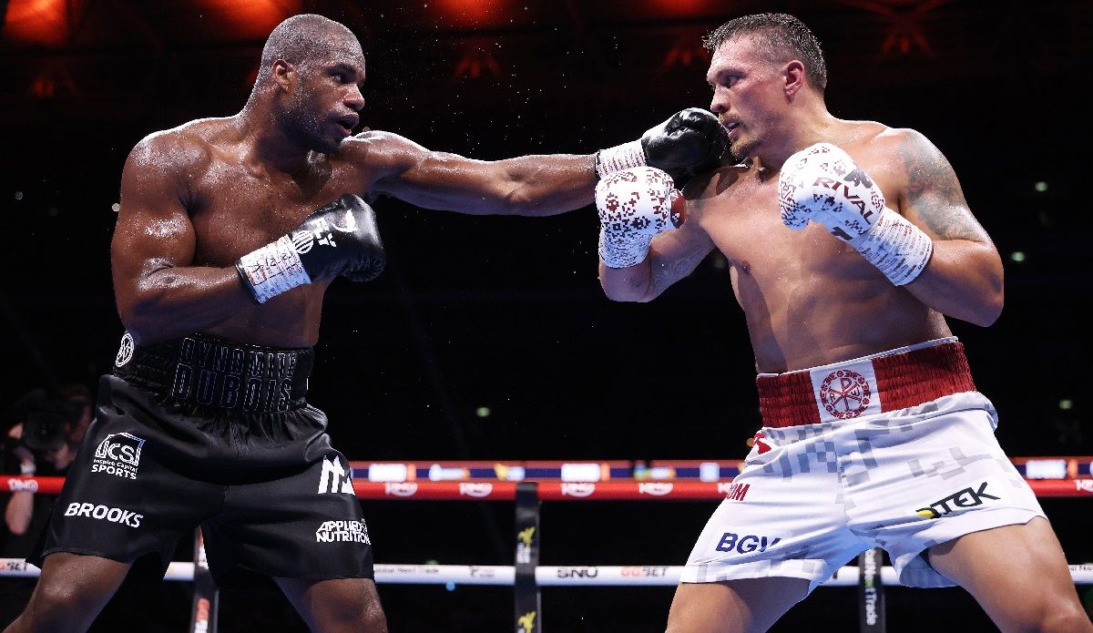 "Легенда, наш": як реагує мережа на перемогу Усика у бою з Дюбуа