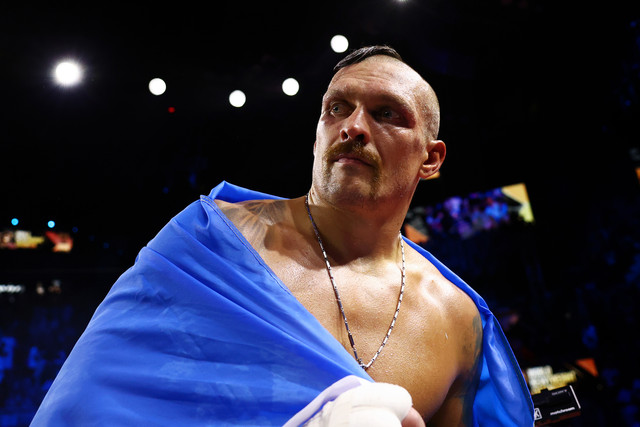 Олександр Усик багато говорив про Україну та рідний Крим - фото 560709