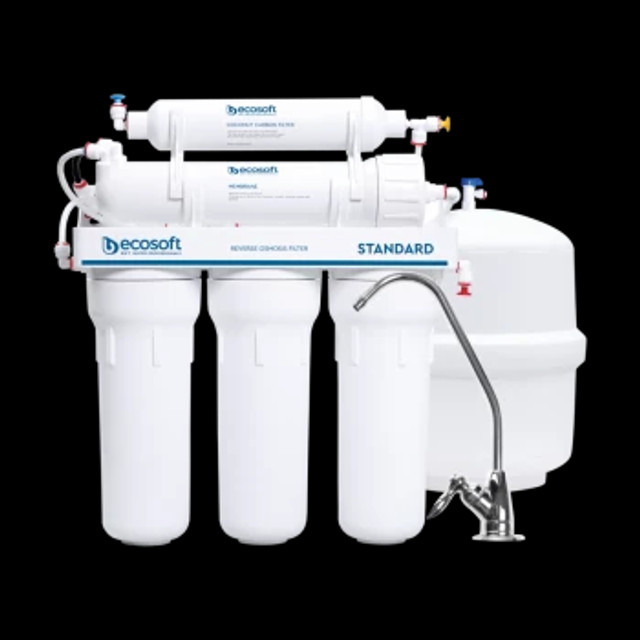 Чиста вода без компромісів: переваги фільтрів зворотного осмосу - фото 560827