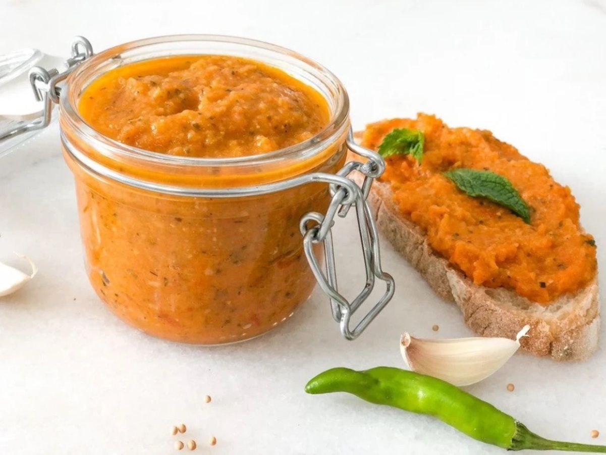 Як приготувати кабачкову ікру на зиму - фото 1