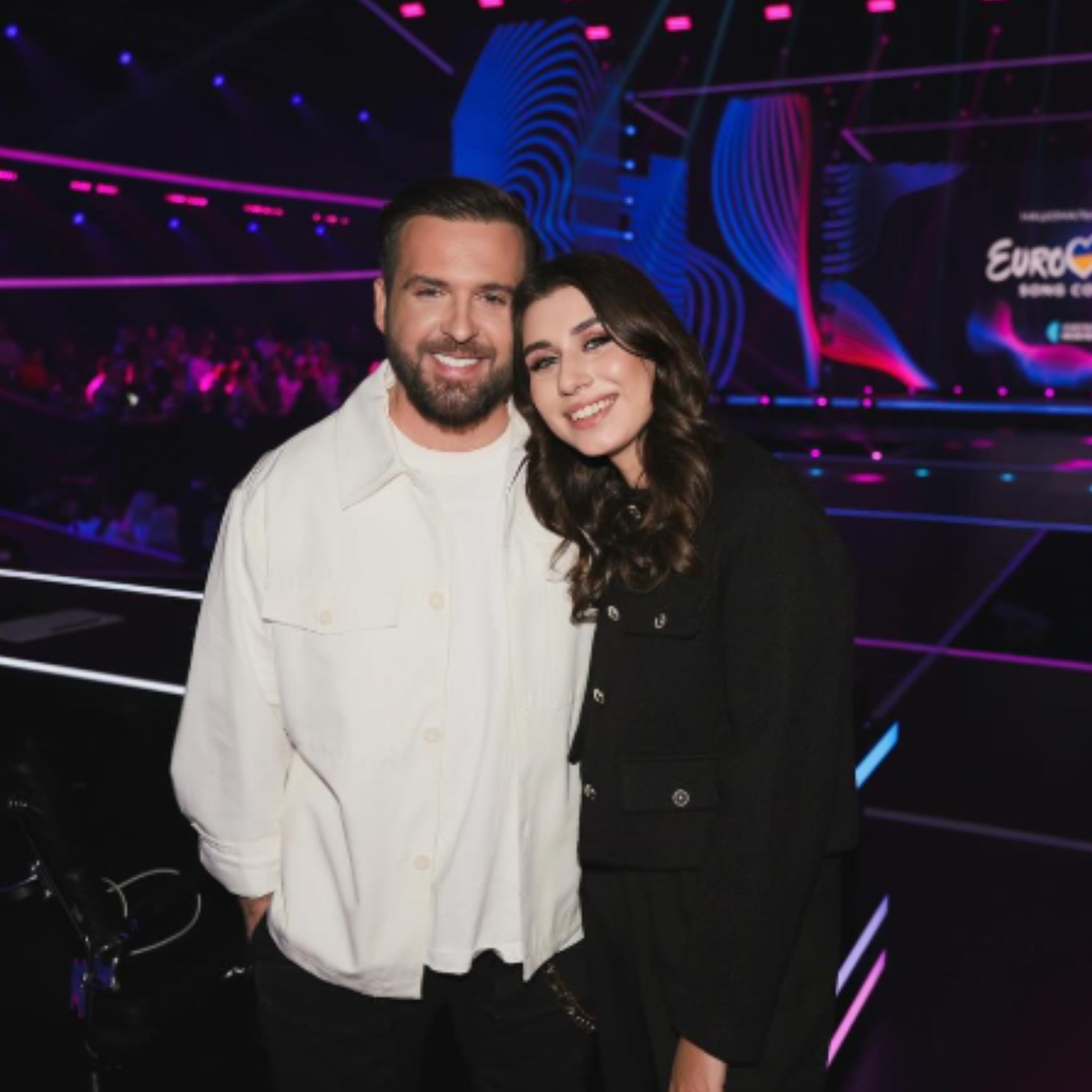 Наречена соліста "Без Обмежень" відповіла на чутки про те, що вона "розлучниця"