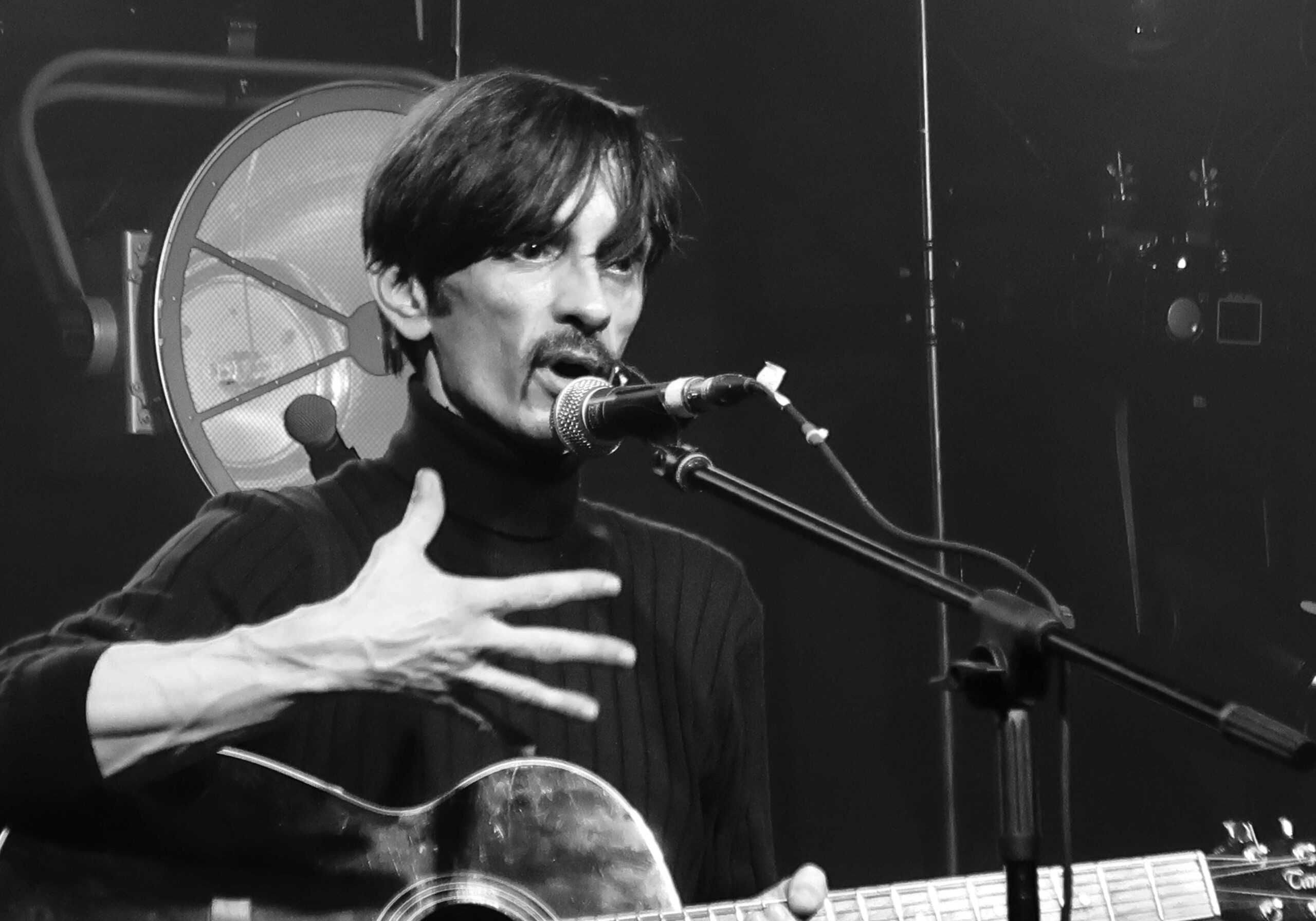 Соліст гурту "Пиріг і Батіг" добровільно мобілізувався до лав ЗСУ