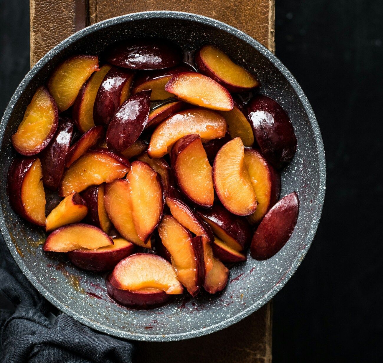 Дуже солодко і пряно: який популярний напій закрити на зиму