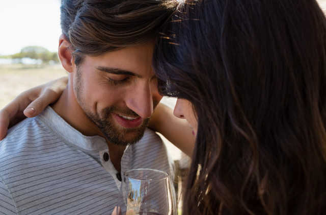 Ці дрібнички вказують, що чоловік вас точно сильно кохає - фото 561828