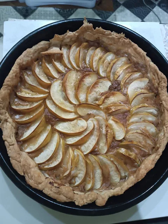 Пиріг з яблуками та заварним кремом - фото 561878