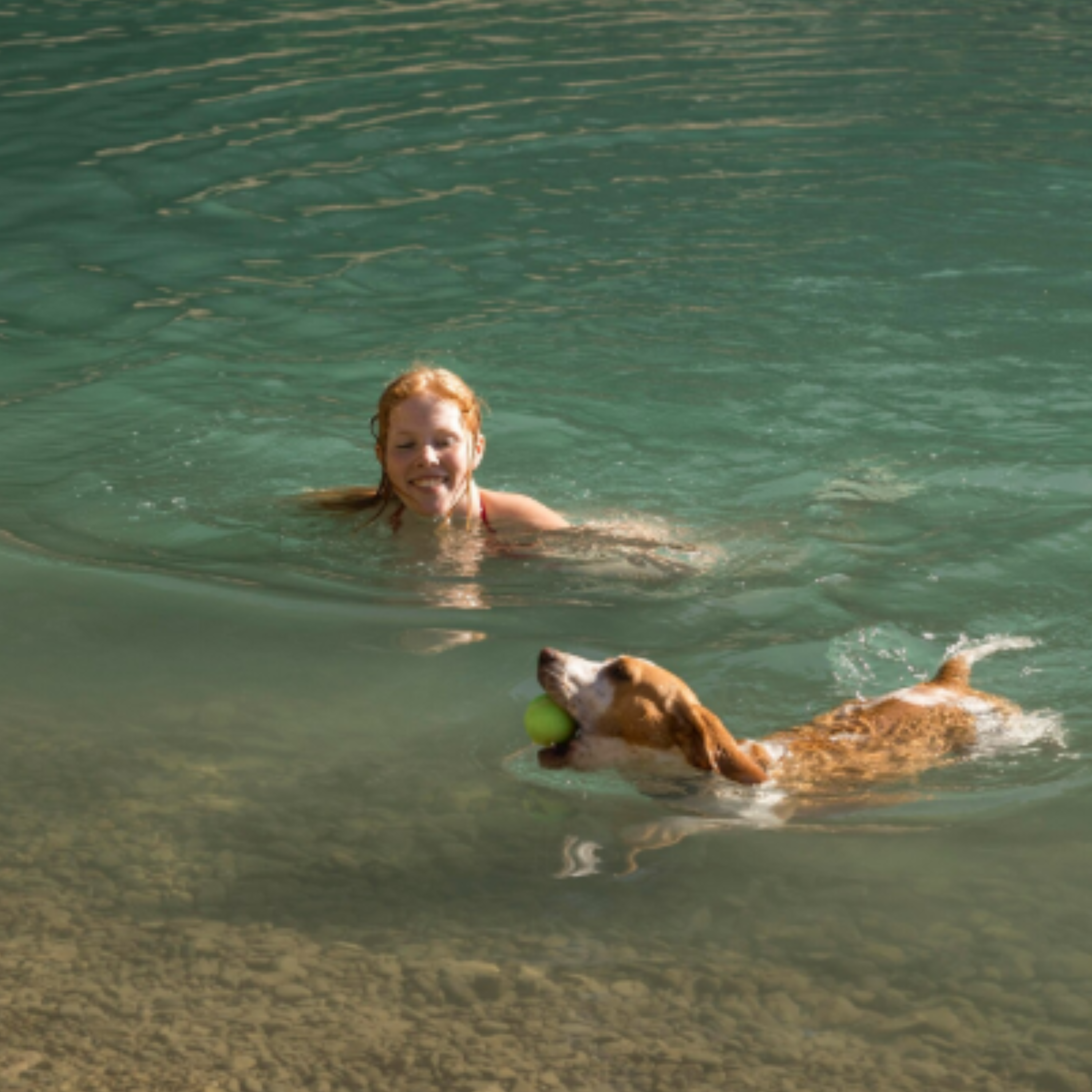 Чому не можна купатися у високогірних озерах?