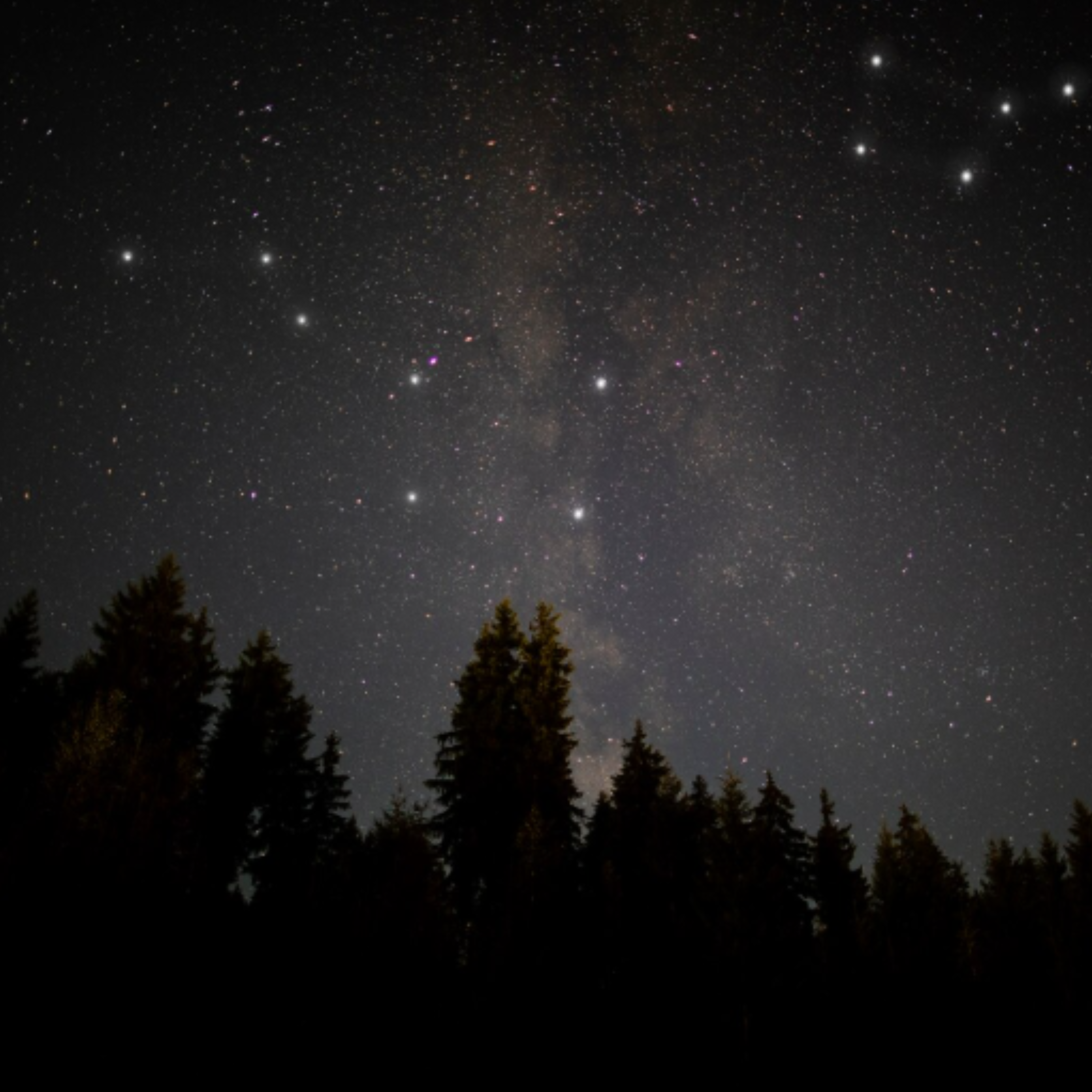 Зорепад серпня 2025: коли чекати пік найяскравішого зорепаду року - фото 1