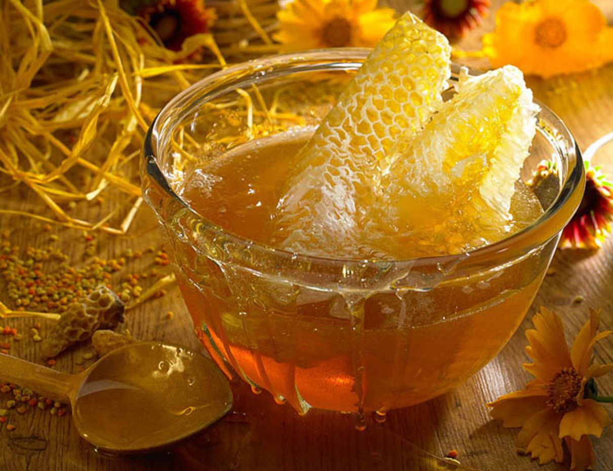 Свято Маковея 14 серпня: читайте привітання у прозі на Медового Спаса - фото 1