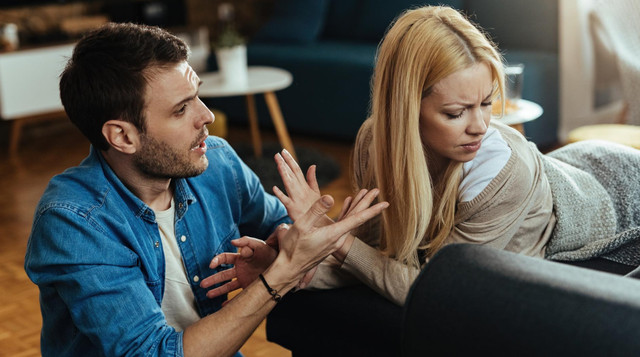 Жінка не повинна терпіти погане ставлення - фото 562306