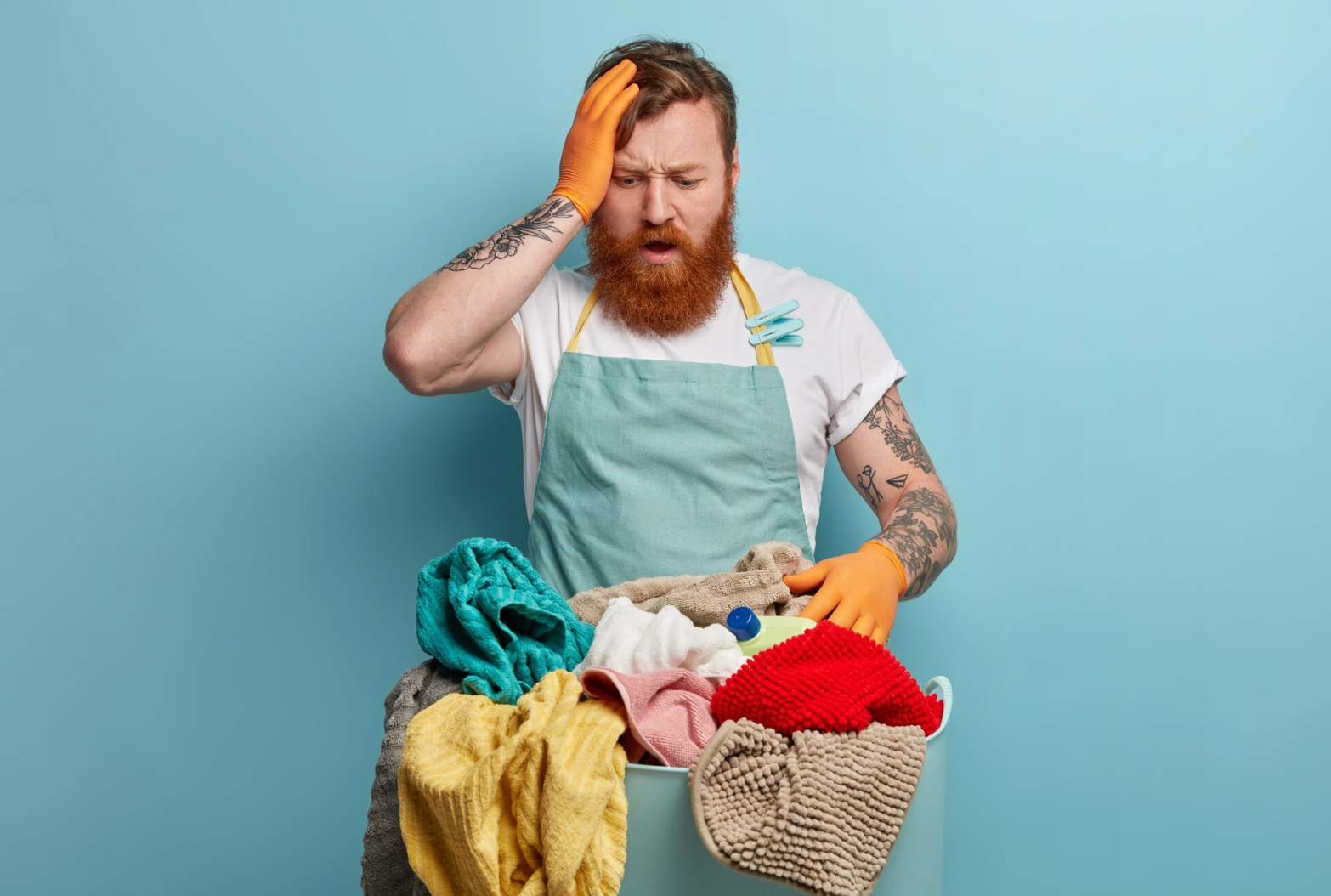 Жуйка, яка прилипла на одяг, може зіпсувати його - фото 1