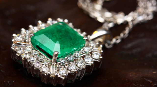 Прикраси зі смарагдом- фото 563292