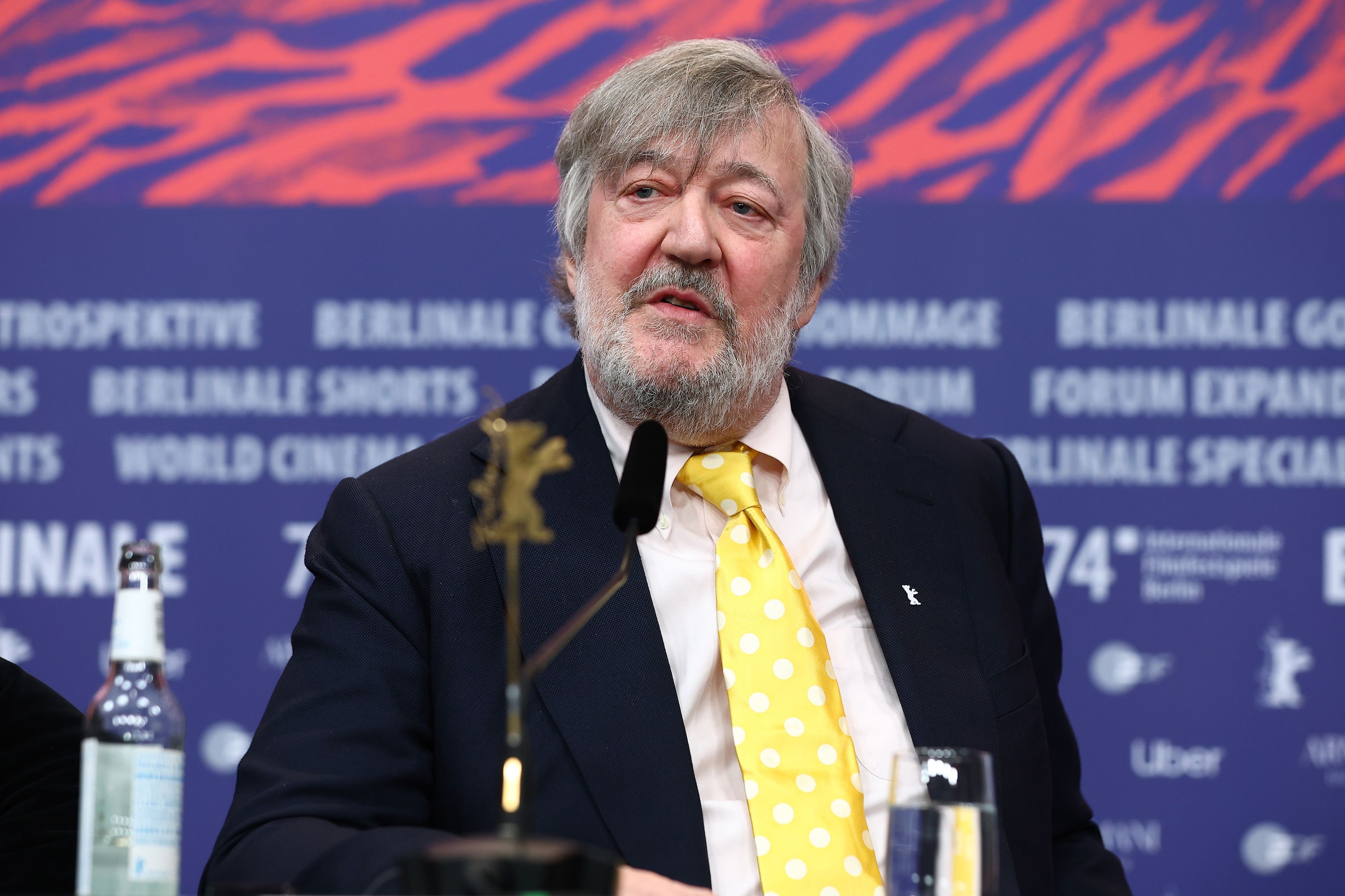 Дотепність на всі часи: найкращі цитати Стівена Фрая до його дня народження