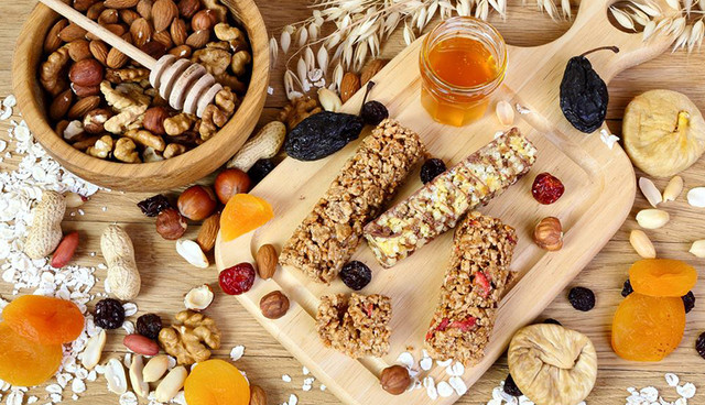 Корисний та смачний ланч у школу: як правильно обрати перекус для дитини - фото 564253