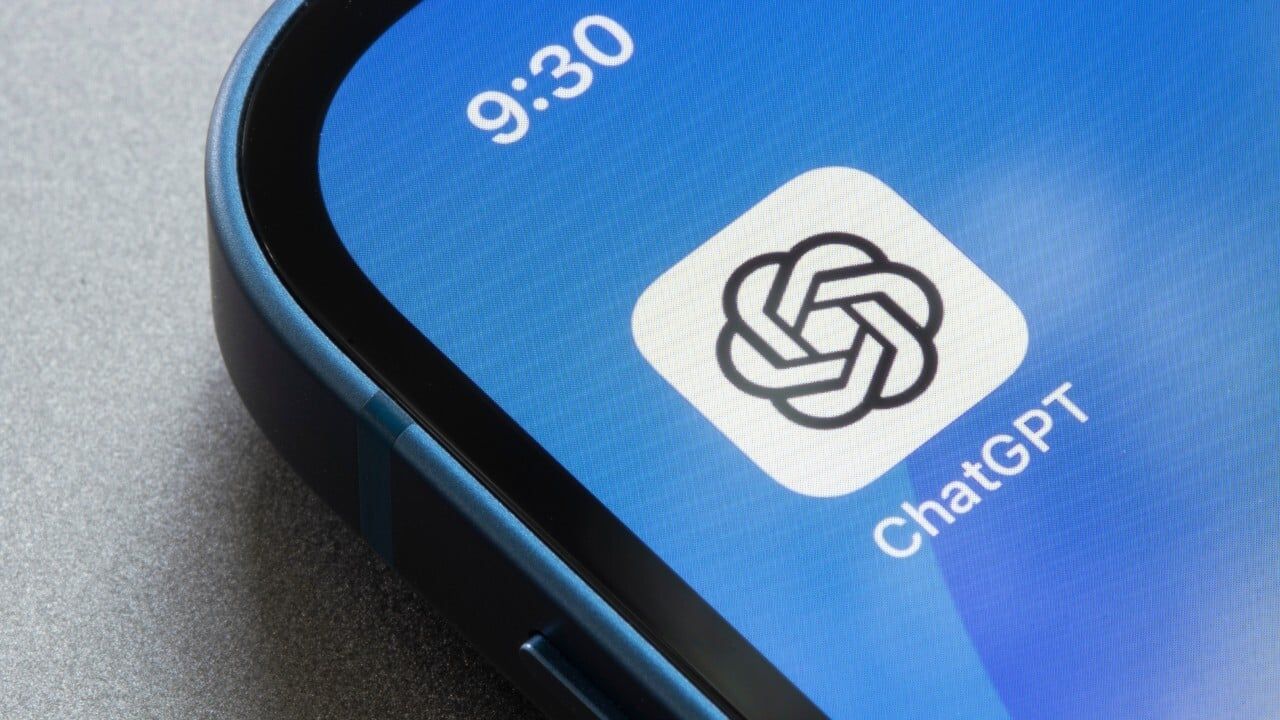 OpenAI підтвердила, що ChatGPT може передавати дані користувачів поліції