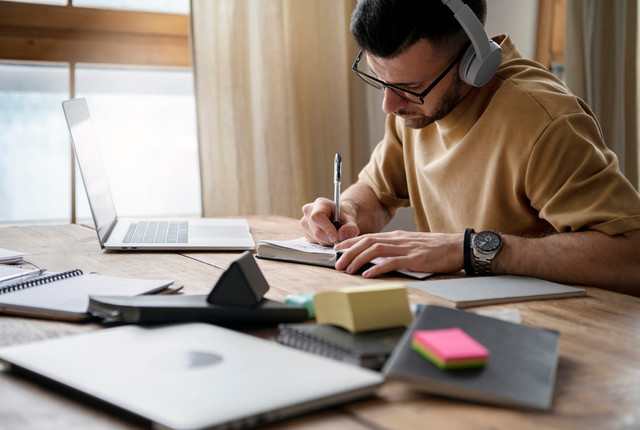 Велич людини в її здатності мислити: красиві та мотивуючі цитати про освіту - фото 564512