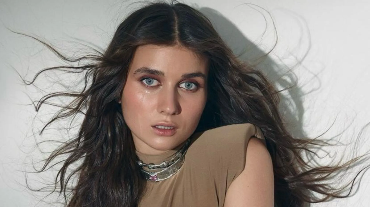 Jerry Heil іронічно відповіла на чутки про пластику грудей