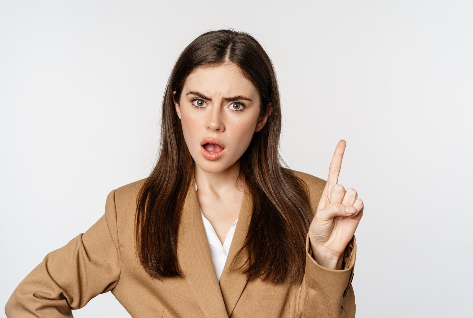 Ці 7 ознак покажуть, коли людина вас обманює: розкусите кожного