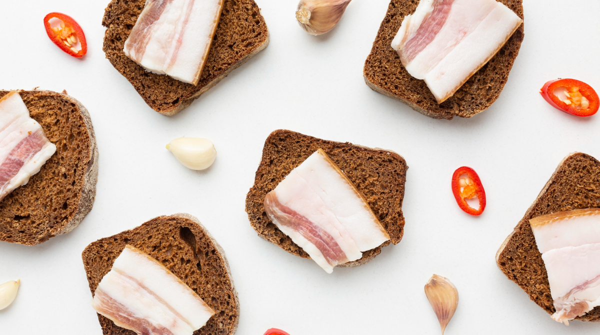 Скільки сала можна їсти? Експерти розповіли про денну норму продукту