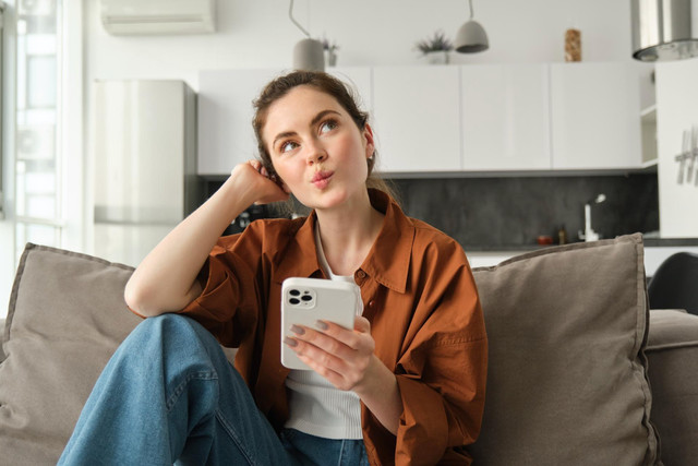 Впевнену у собі жінку можна впізнати з допомогою цих 6 ознак - фото 566252