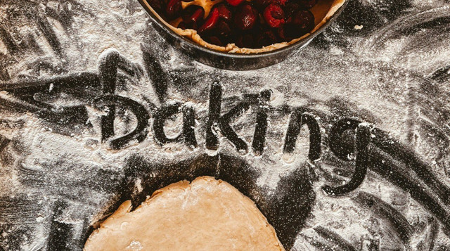 процес приготування з тіста - фото 566567