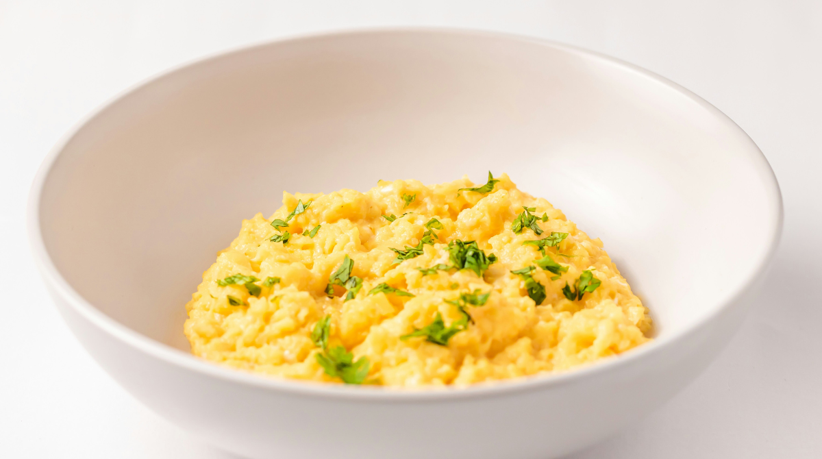 Хочете пухку яєчню-бовтанку, замініть молоко цим продуктом