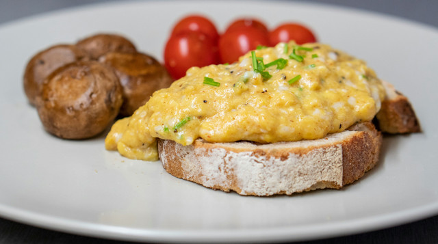 різноманітний сніданок - фото 566731