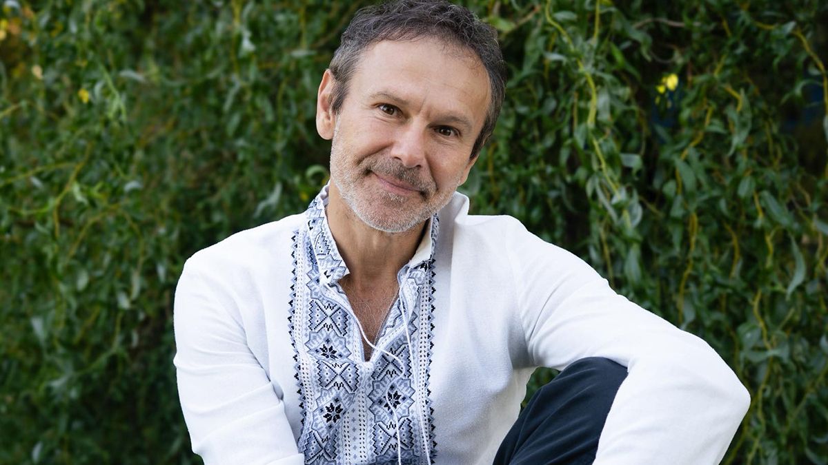 Святослав Вакарчук розкрив секрети свого сталевого преса та форми у 50 років