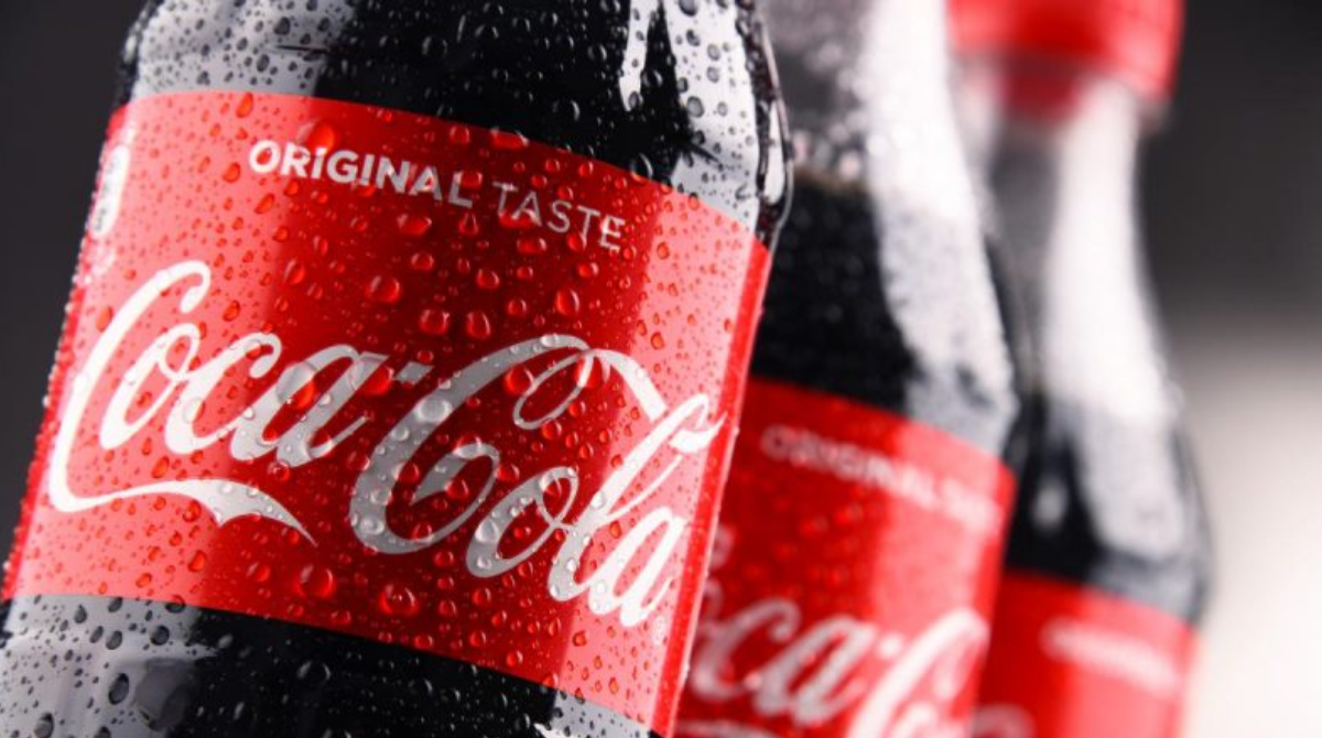 130 років таємниці: фанати розгадали "приховане повідомлення" в логотипі Coca-Cola