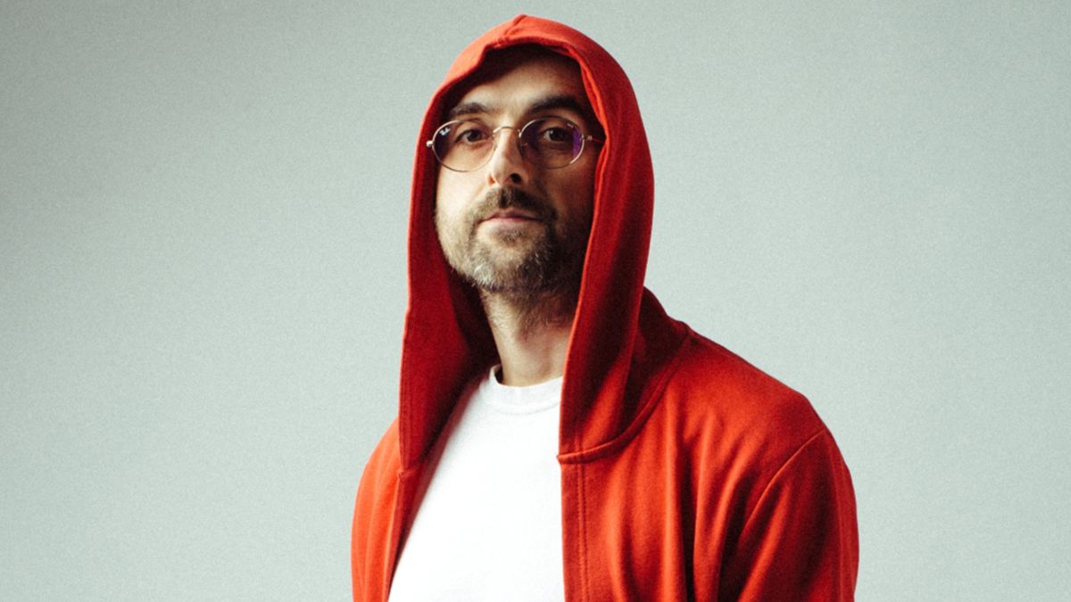 Репер VovaZIL'Vova розповів, чому не планує повертатися в Україну