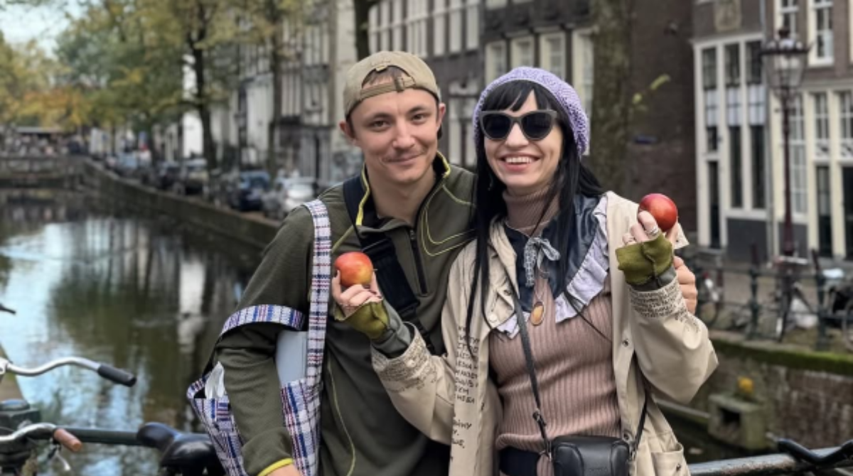 Учасник колективу побрався з поеткою з Харкова - фото 1