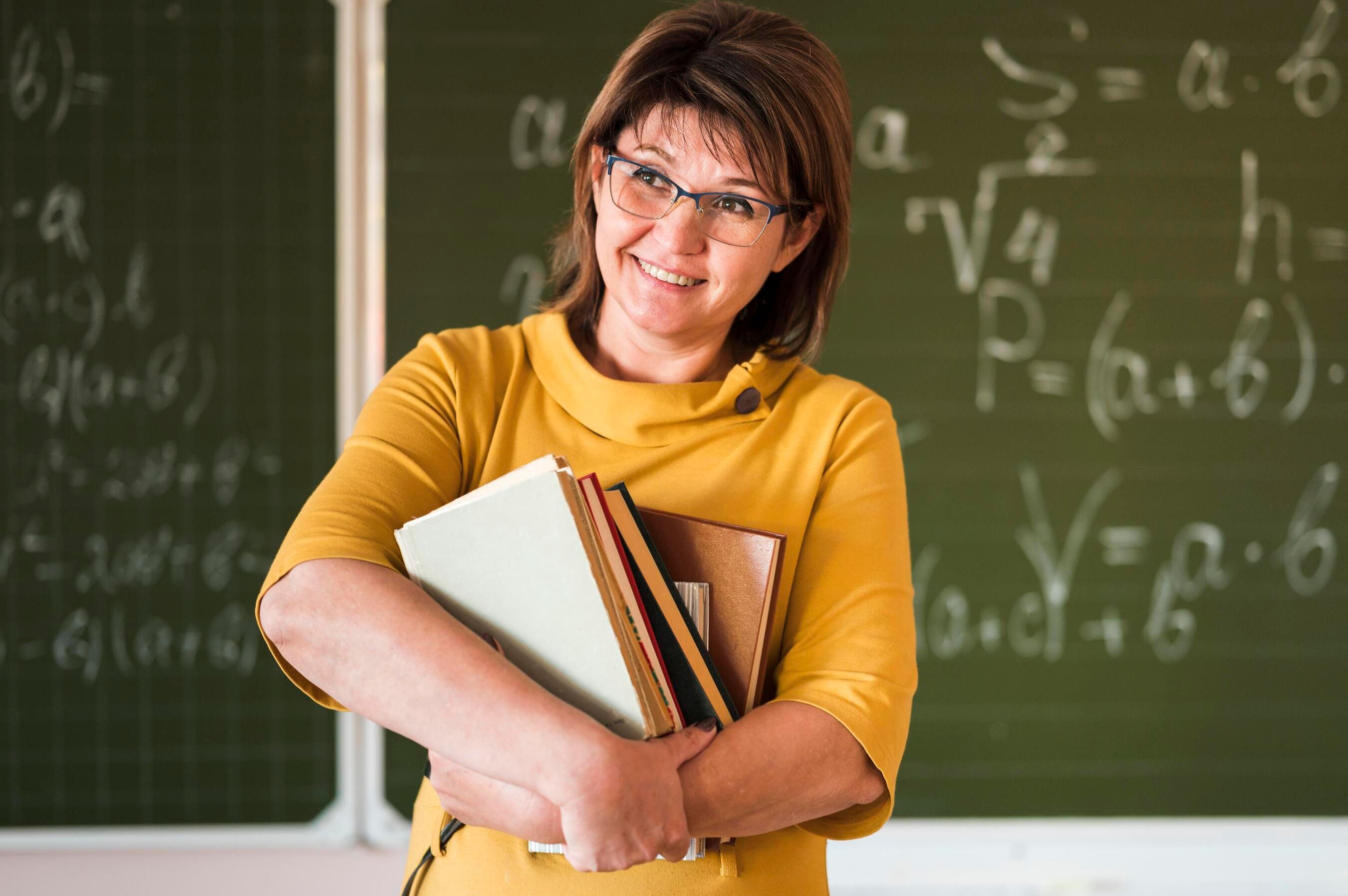 З Днем учителя: красиві листівки та привітання від батьків