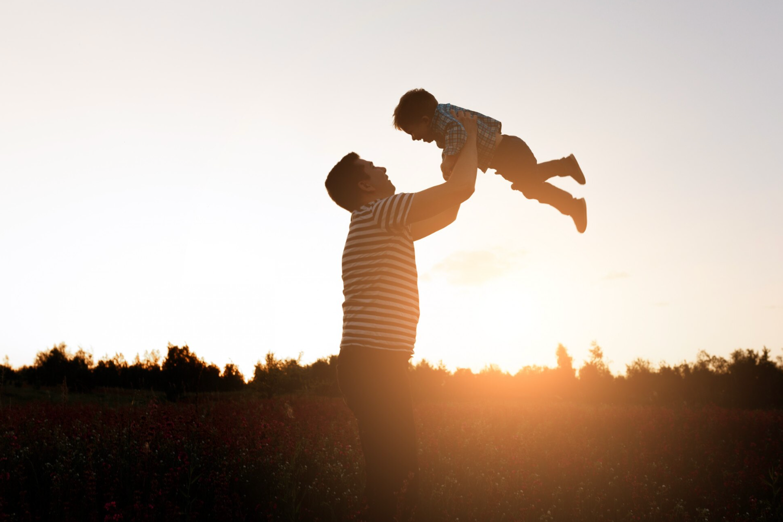 Три знаки Зодіаку, які стають надзвичайно турботливими татусями