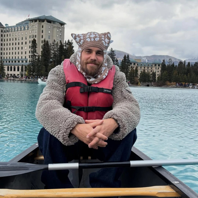 Джастін і Хейлі Бібер розвіяли чутки про розрив романтичним вікендом на озері - фото 569509