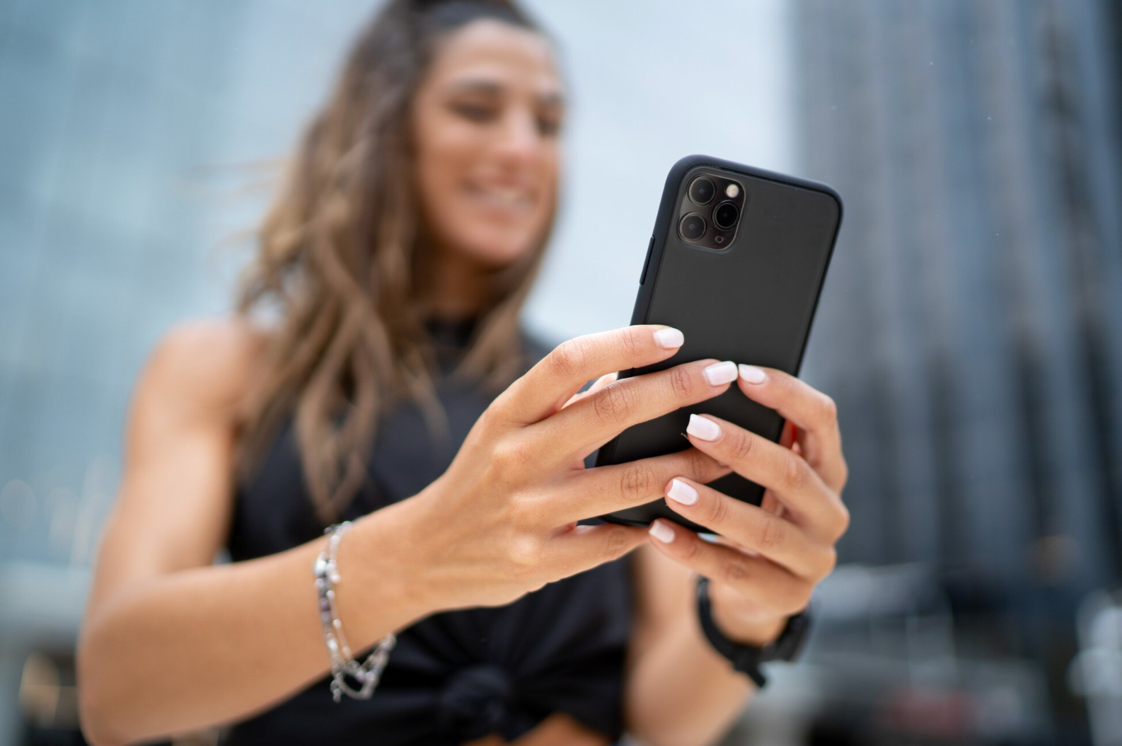 Apple скоротить виробництво новенького iPhone: і це не базова 17-ка