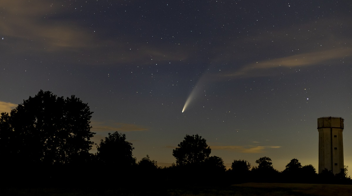 Над Україною зафіксували унікальну комету: що про неї відомо