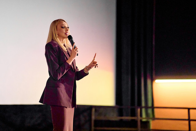 Оля Полякова презентувала документальний фільм - фото 570799