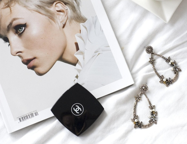 Що подарувати дівчині на День святого Миколая: добірка неймовірних ідей для неї - фото 571793