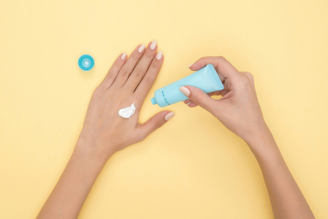 Б’юті-бокс із косметикою для догляду за шкірою - фото 571831