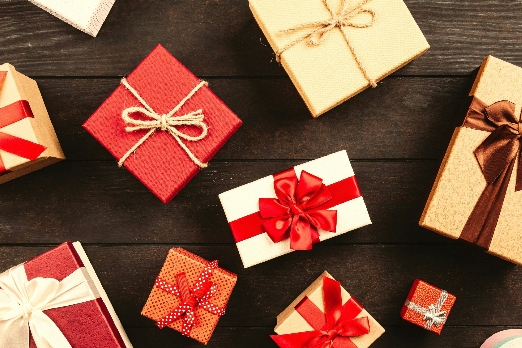 Як здивувати бабусю на Миколая – 5 подарунків, у яких більше любові, ніж пакета цукерок