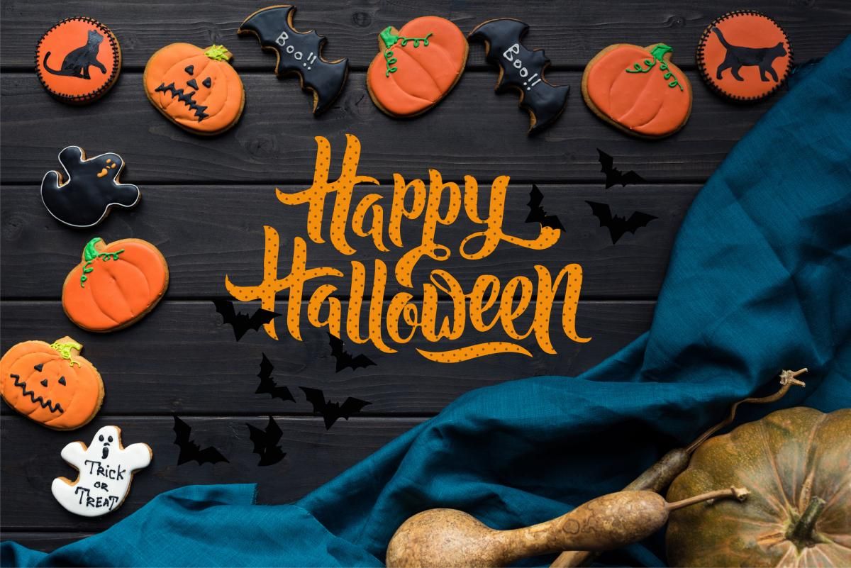 Як привітати друзів на Хелловін 2025: підбірка влучних та актуальних листівок