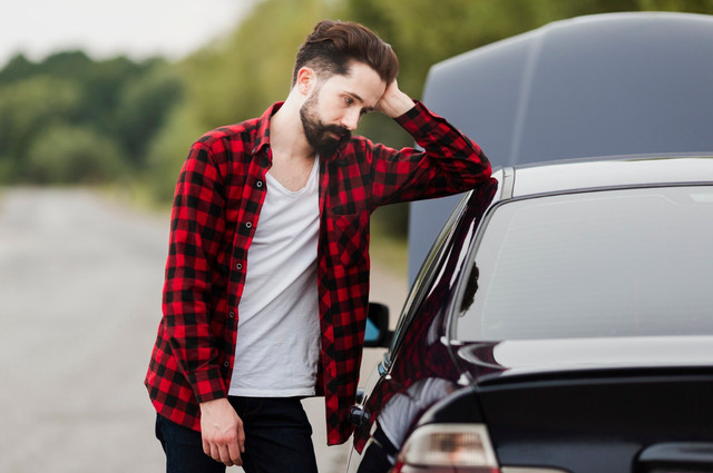 Чи варто відразу викликати евакуатор: що може статись, якщо у ваш бензобак потрапить вода - фото 572669