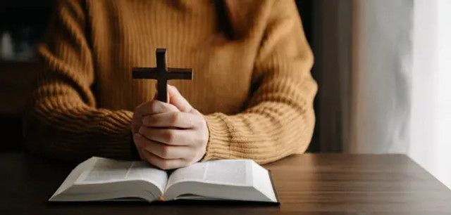 Коли починається Різдвяний піст 2025 року: головні дати та традиції - фото 572818